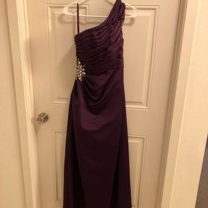 Plum Mari Lee bridesmaid dress size 4